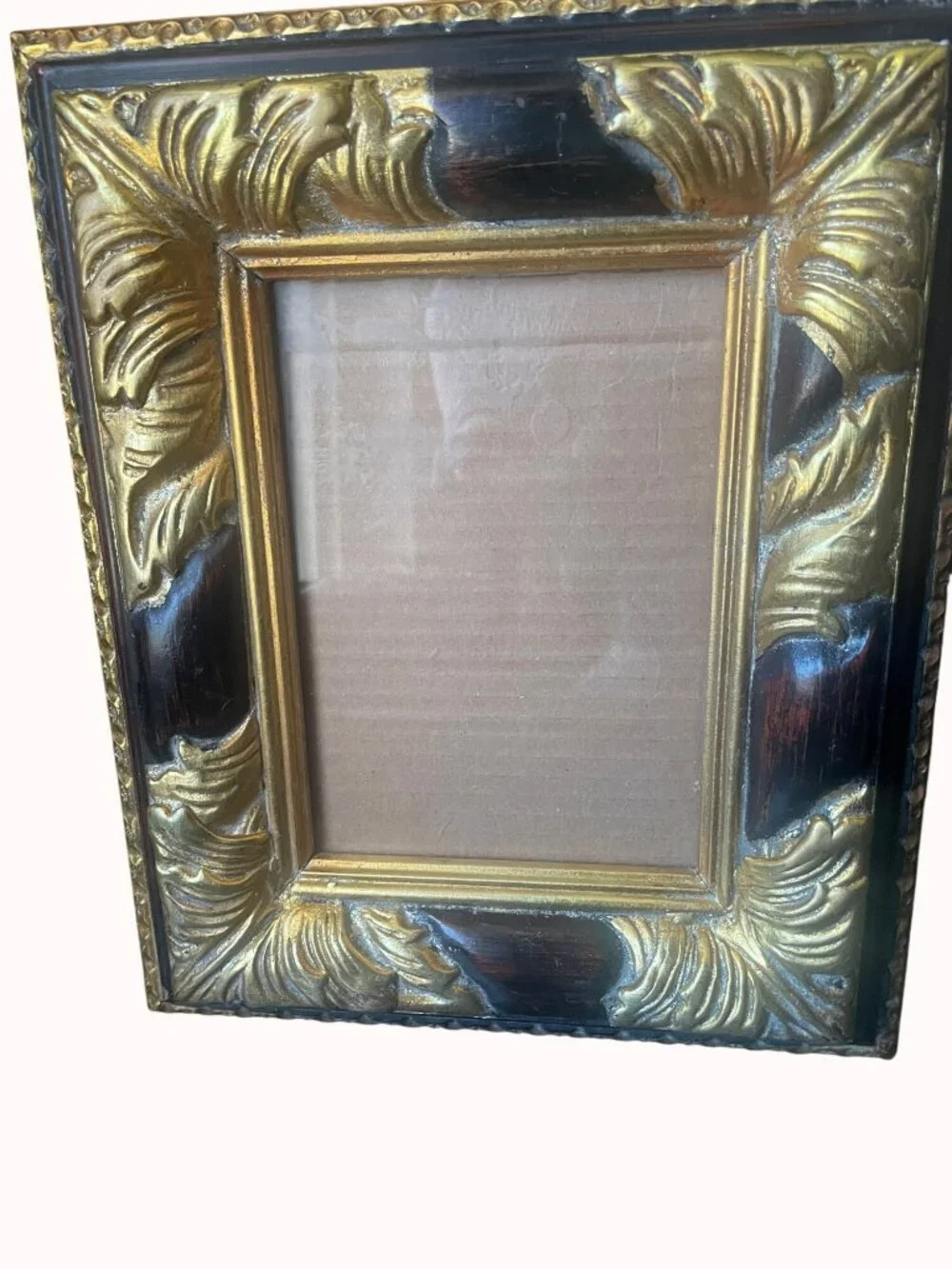 Vtg Ornate Gold & Black Picture Frame Leaf Design 5x7 Inches Tabletop/Wall Mount
